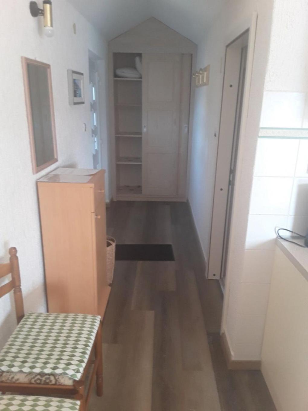 Apartments Frane-20M From Beach Barbat na Rabu Exterior foto
